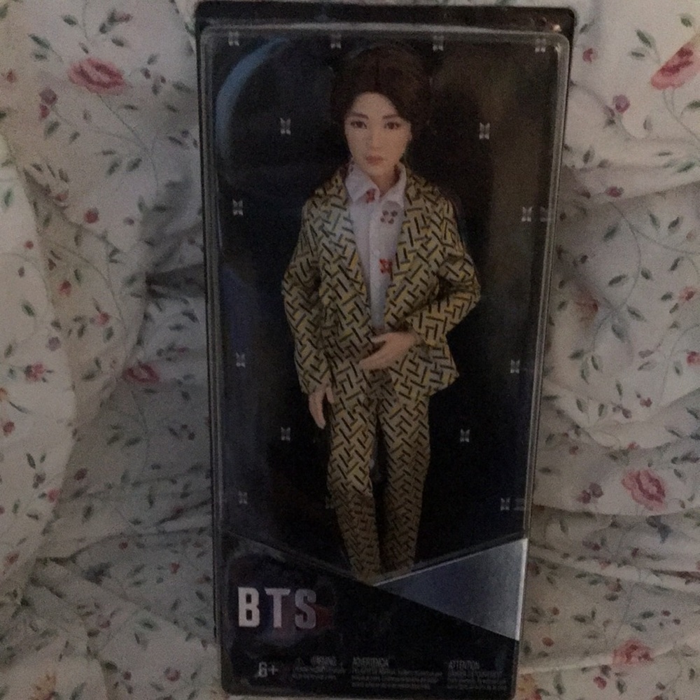 NIB BTS Suga Doll